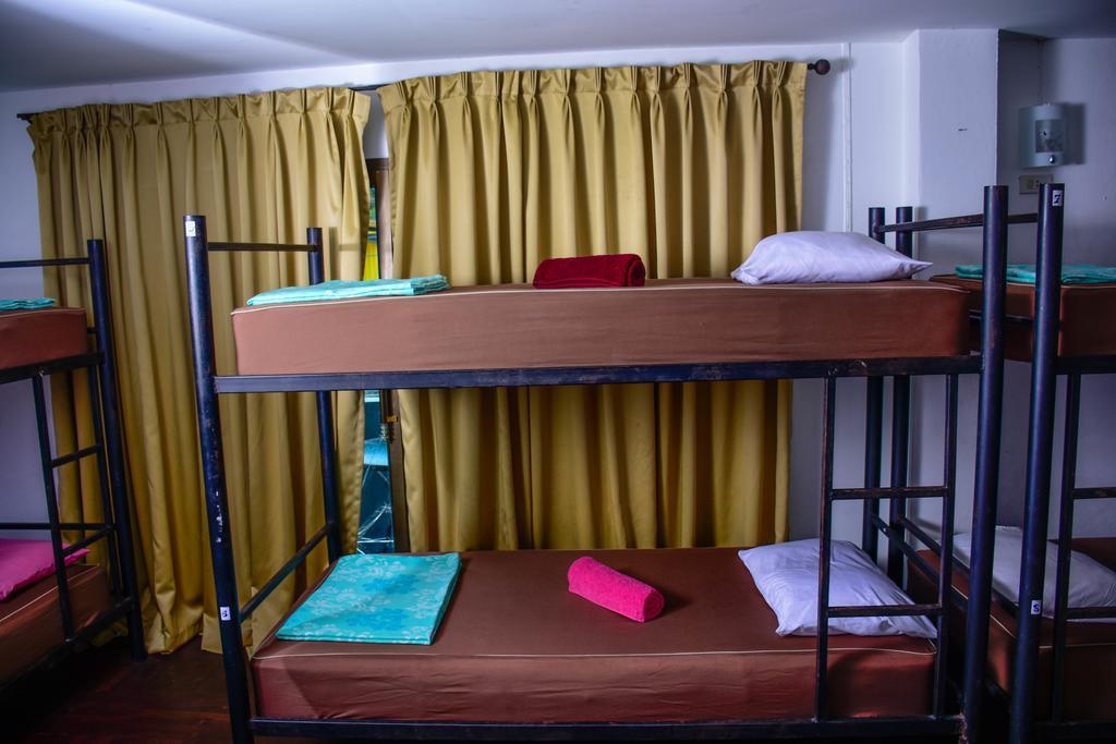 The Wanderlust Hostel Ko Pha Ngan Bagian luar foto